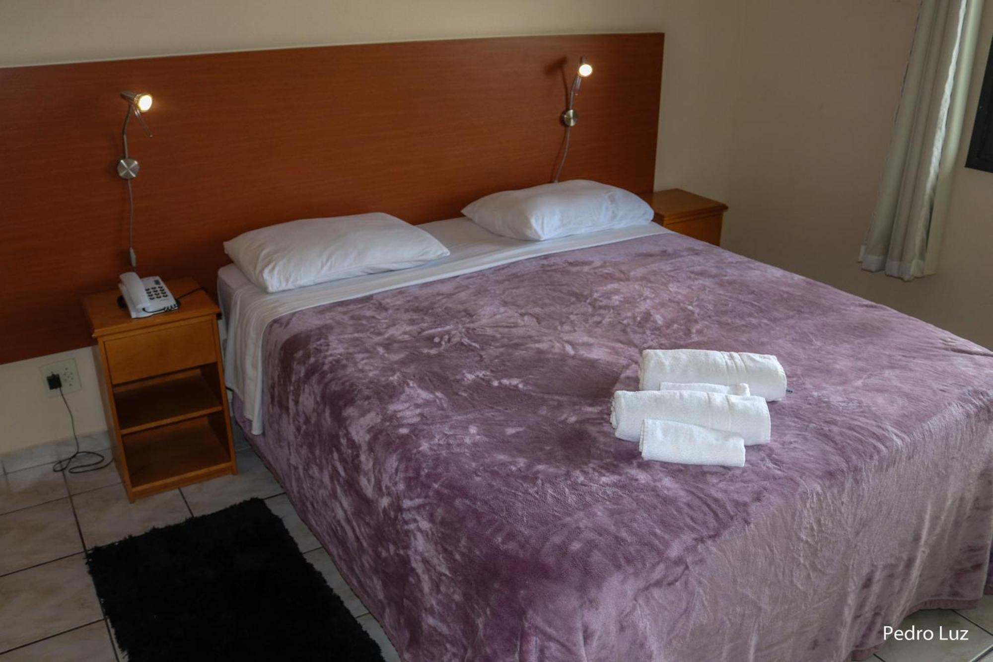 Hotel Rica Flat Resende